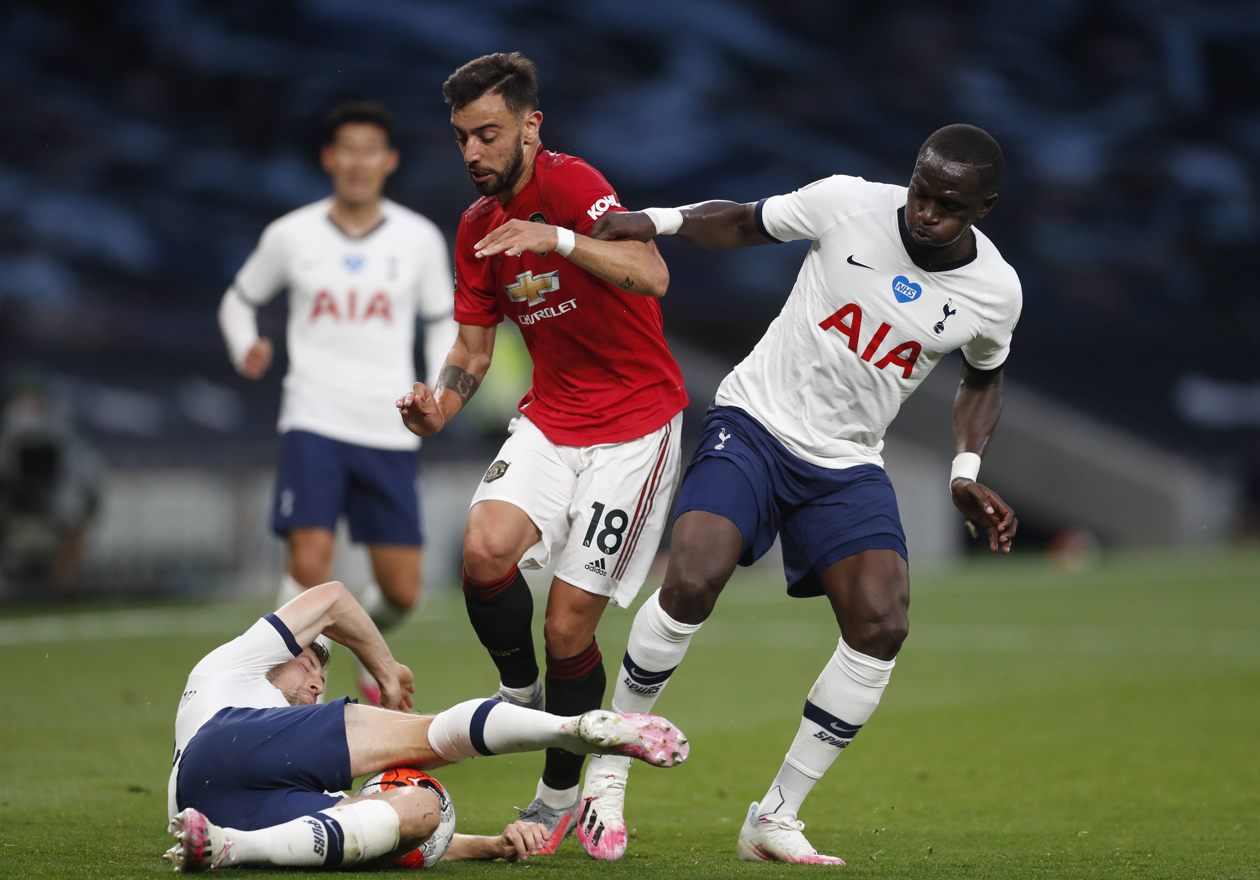 是各队的头 是各队的头