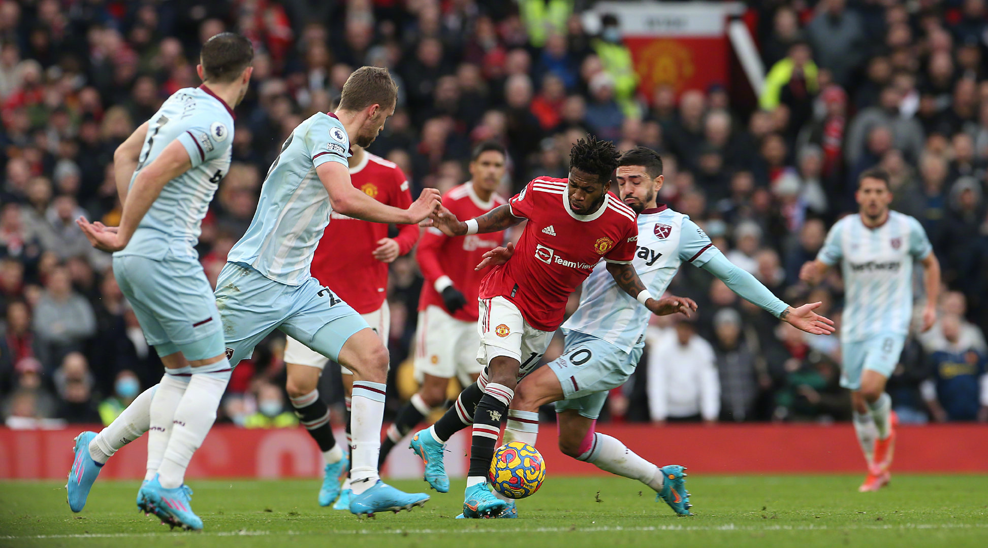 的激烈角逐 的激烈角逐