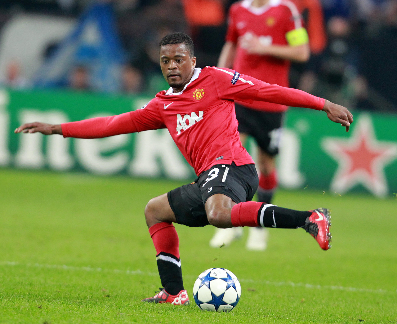 姿态走向世 姿态走向世